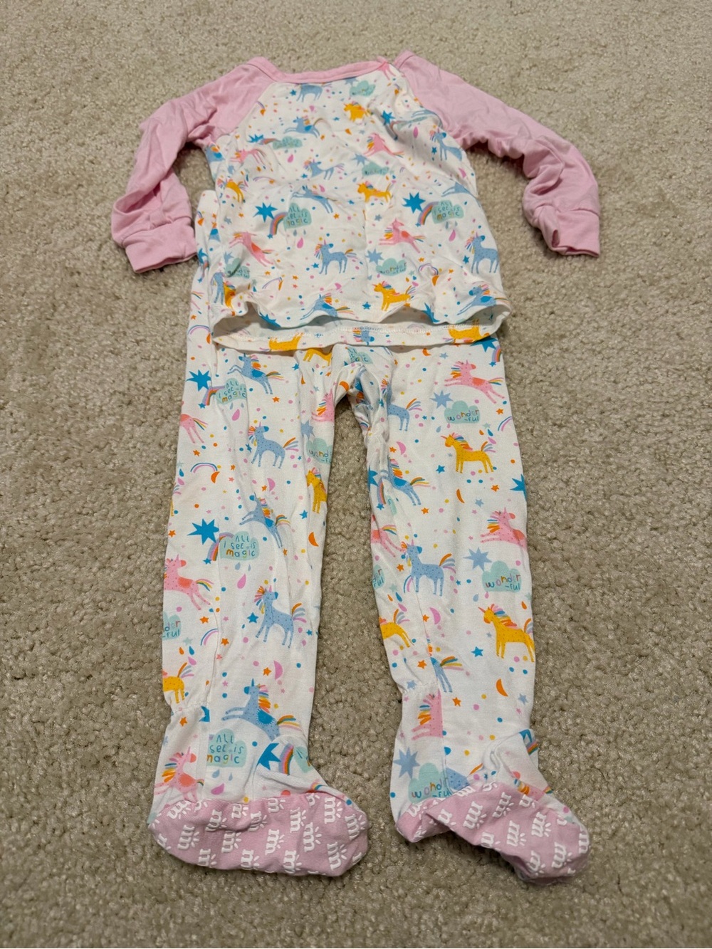 Magnetic Me Pink-Sleeve Unicorn Pajama Set with Multicolor Print